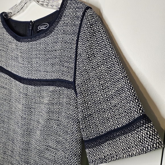 Magaschoni Navy White Tweed Textured Short Sleeve Lace Trimmed Mini Dress Size 6 - Picture 4 of 15